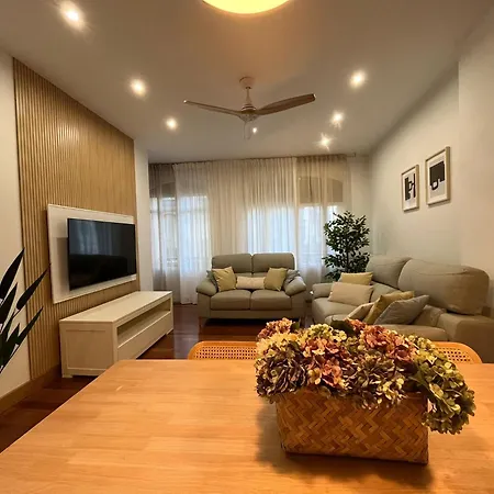 Old Town Core Next To Plaza Nueva * Більбао