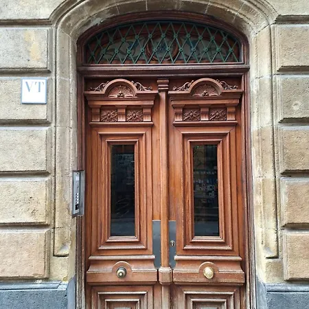 Old Town Core Next To Plaza Nueva Більбао