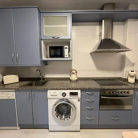 Апартаменти Old Town Core Next To Plaza Nueva