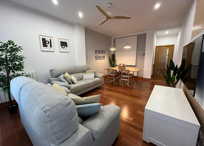 Old Town Core Next To Plaza Nueva