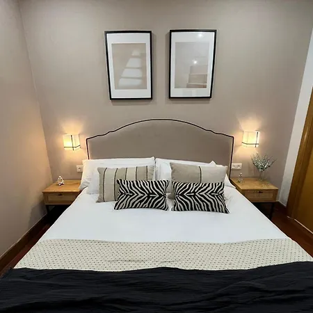 Old Town Core Next To Plaza Nueva Apartment *