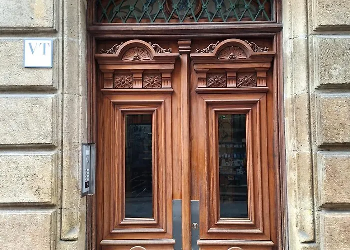 Old Town Core Next To Plaza Nueva Bilbao