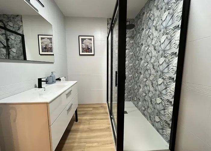 Old Town Core Next To Plaza Nueva Daire