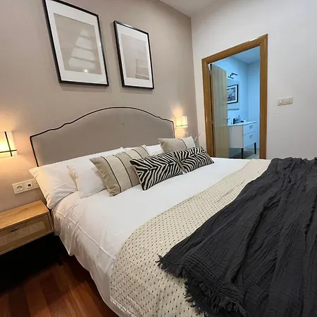 Apartment Old Town Core Next To Plaza Nueva
